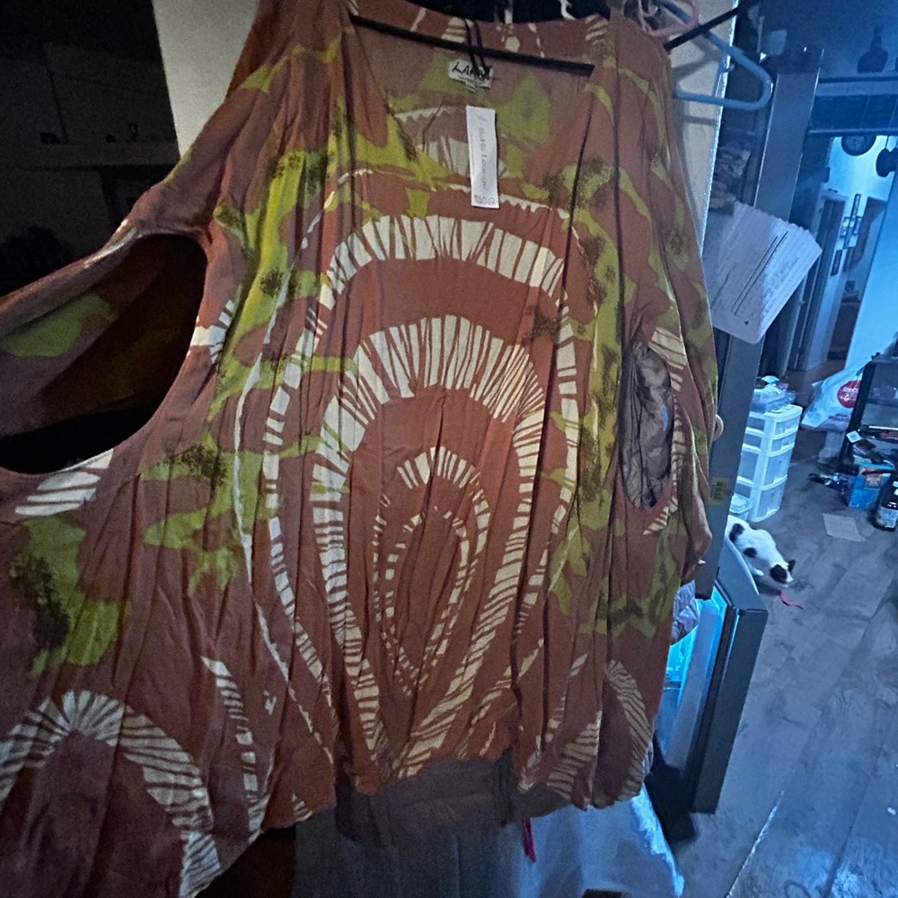 Abstract Patterned Dress - Picture 4 of 4